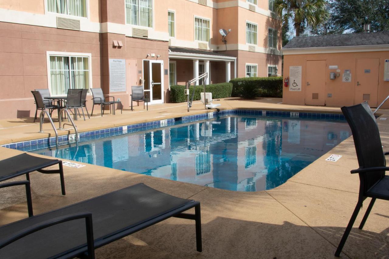 Okatie Hilton Head Hotel ブラフトン エクステリア 写真