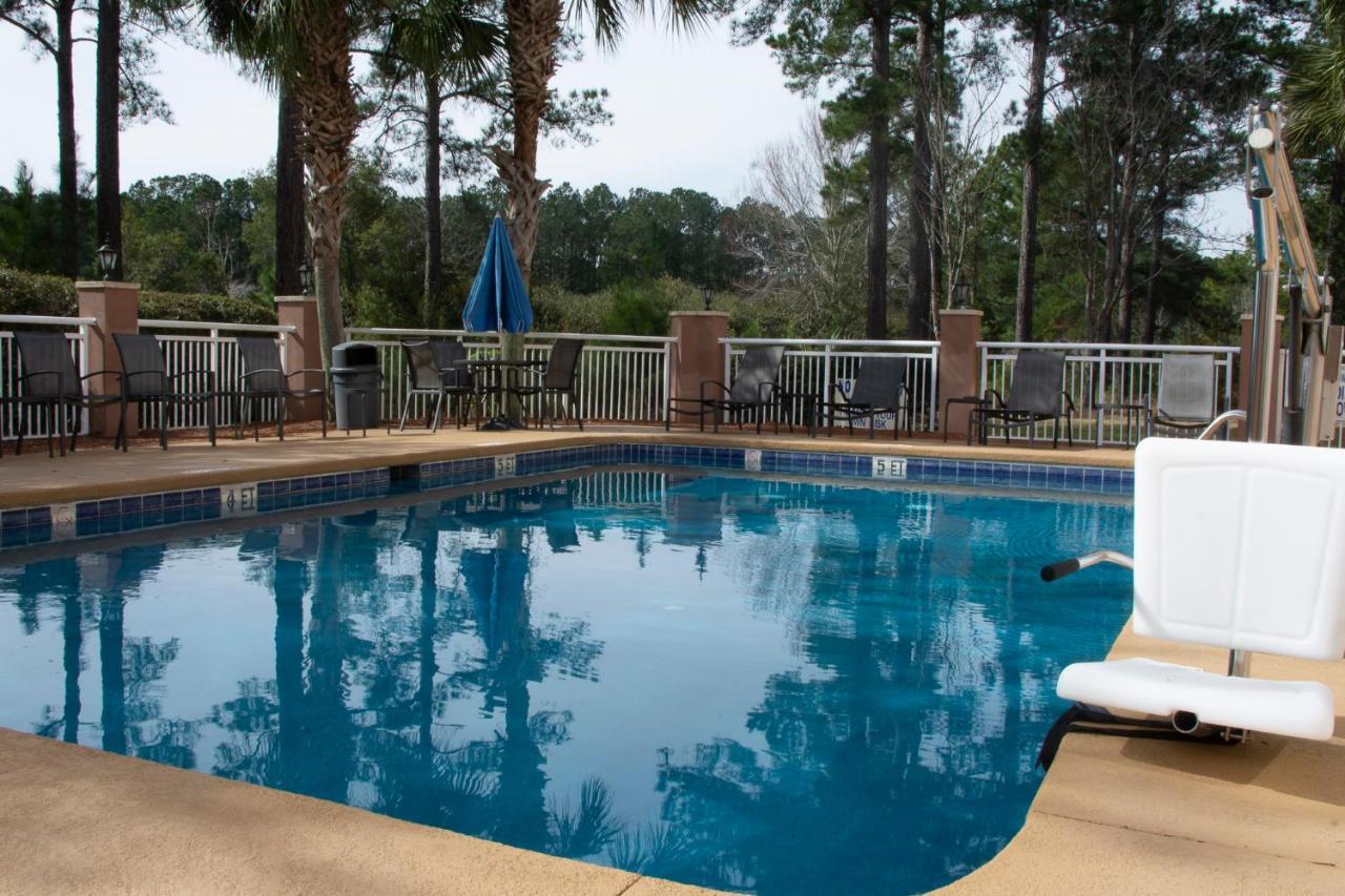Okatie Hilton Head Hotel ブラフトン エクステリア 写真
