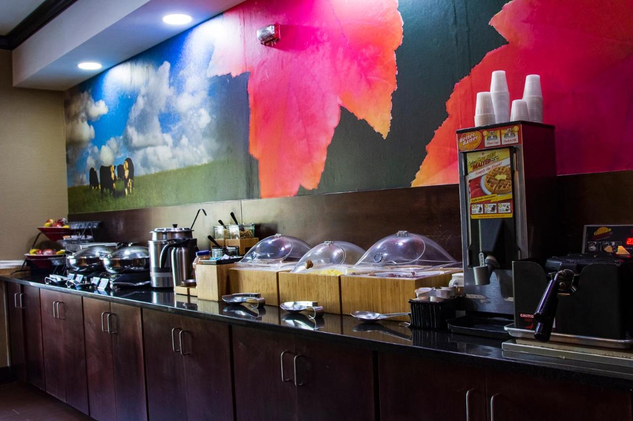 Okatie Hilton Head Hotel ブラフトン エクステリア 写真
