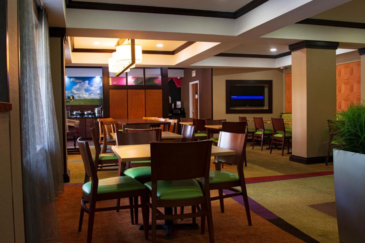 Okatie Hilton Head Hotel ブラフトン エクステリア 写真