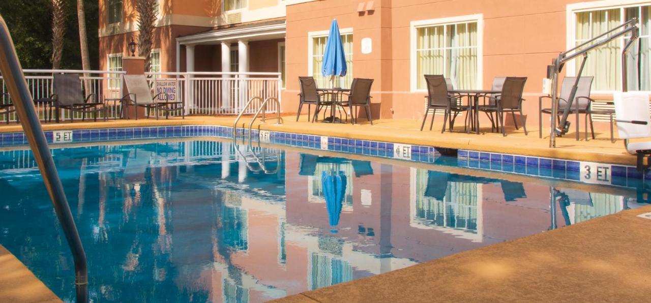 Okatie Hilton Head Hotel ブラフトン エクステリア 写真
